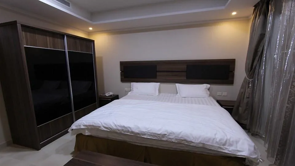 Moon City Furnished Units Aparthotel Yidda